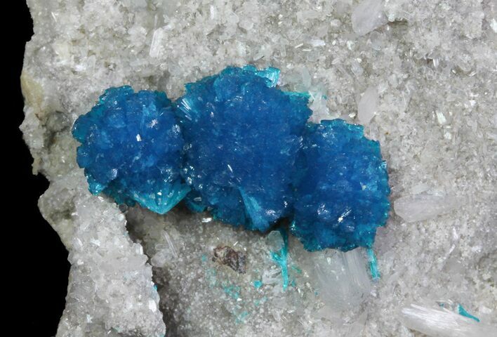Vibrant Blue Cavansite Clusters on Stilbite - India #64803